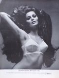 1968 Warner's Little Fibber Contoured Bra Retro Ad