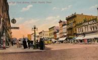 Cedar Rapids, IA Postcard ~ First Avenue